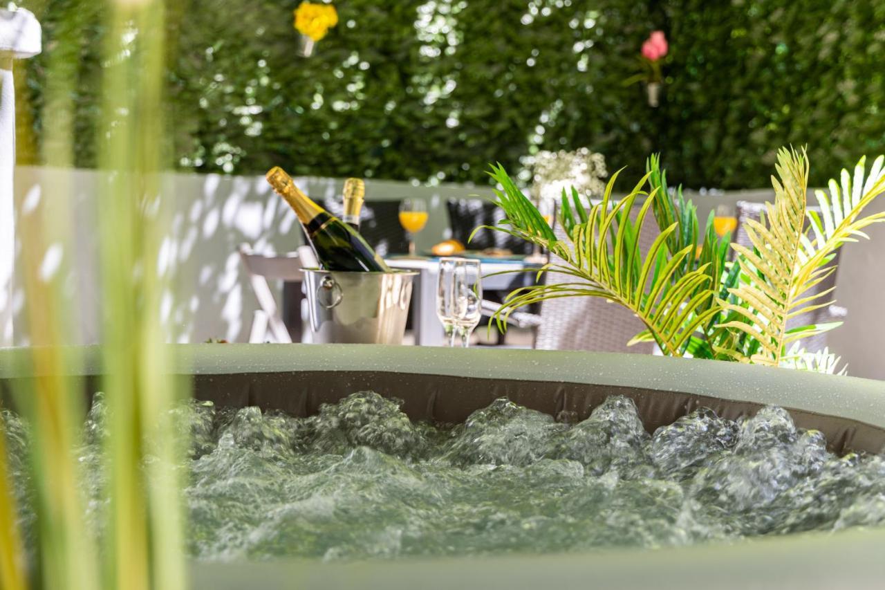 Oasis Luxury Apartment With Terrarce And Jacuzzi Σπλιτ Εξωτερικό φωτογραφία