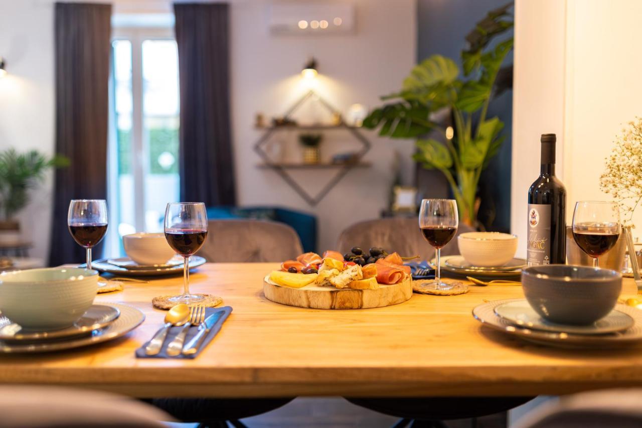 Oasis Luxury Apartment With Terrarce And Jacuzzi Σπλιτ Εξωτερικό φωτογραφία